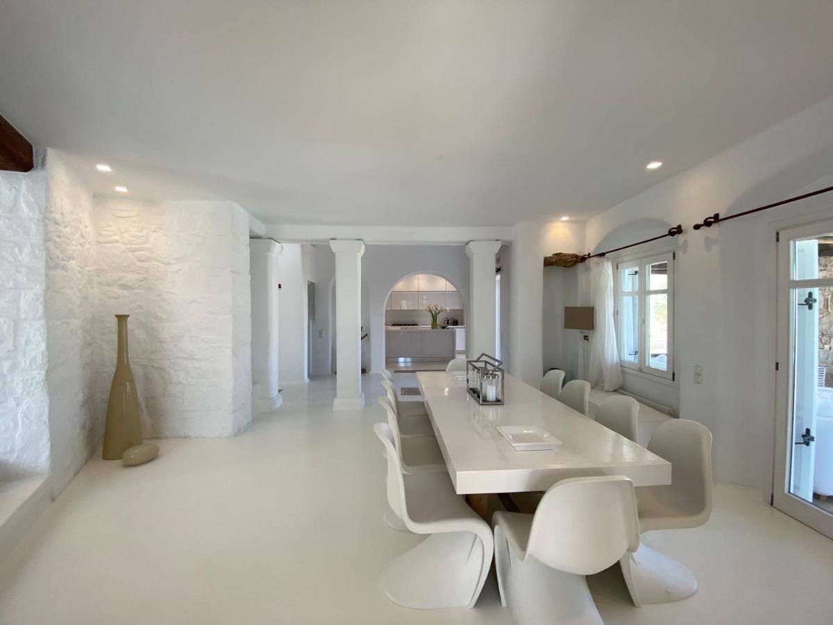 Villa Alessandra With Massive Pool By Diles Mykonos Town