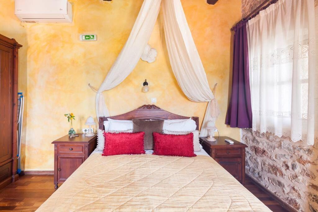 Resort Samonas - 5 Maisonettes With Breathtaking Views Chania (Crete)