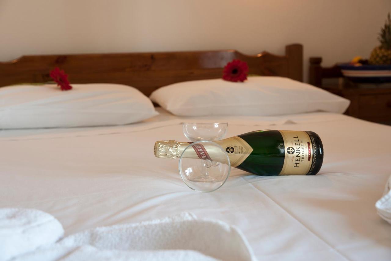 Hotel Albatross Maleme (Crete)