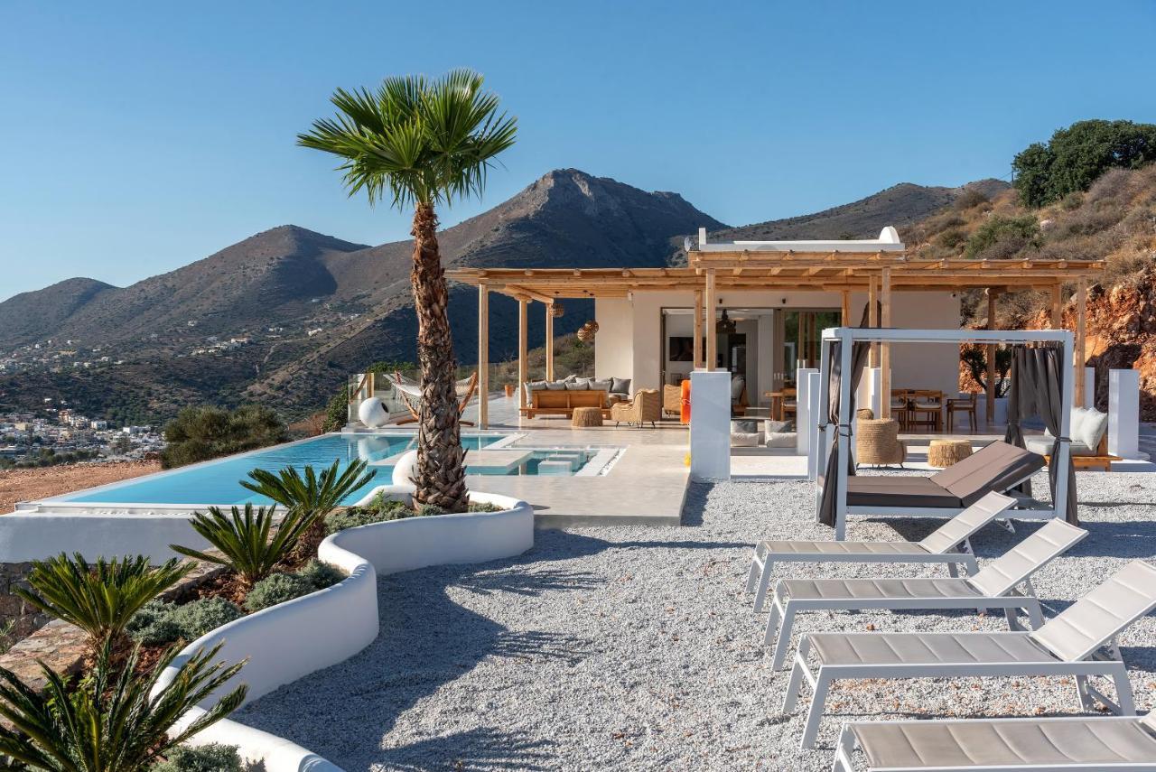 New Serenity Art Villa *