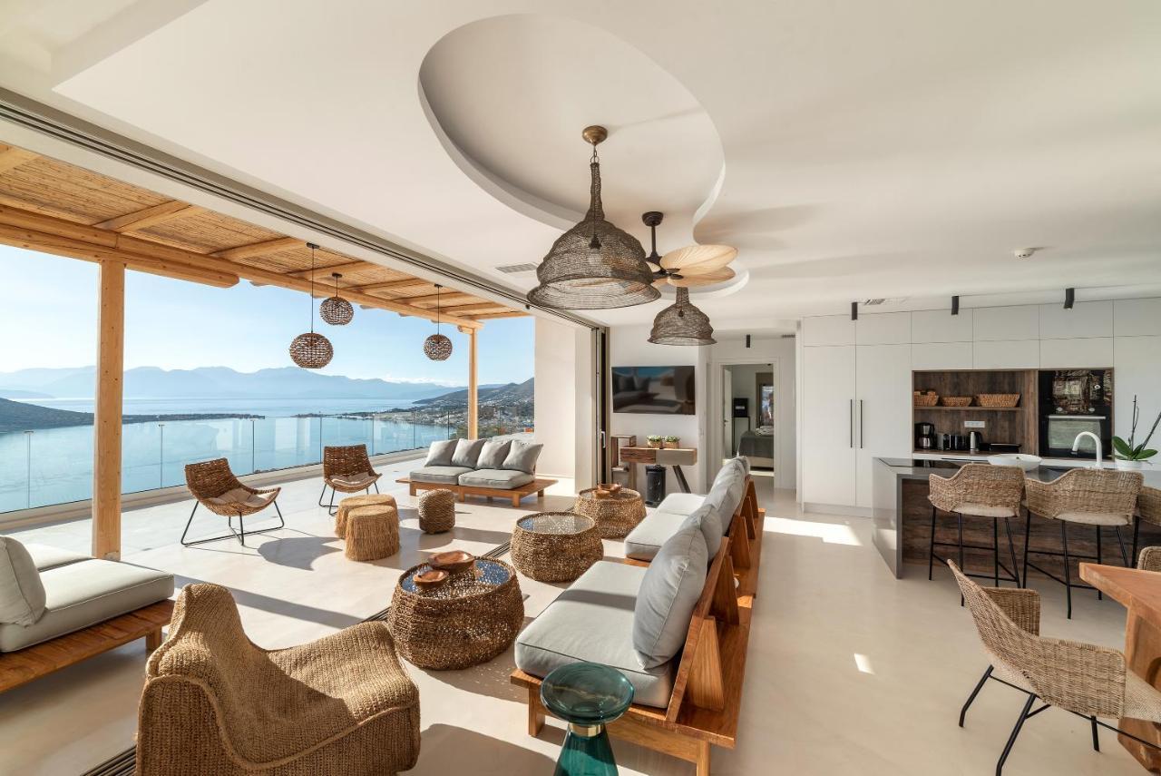 New Serenity Art Villa