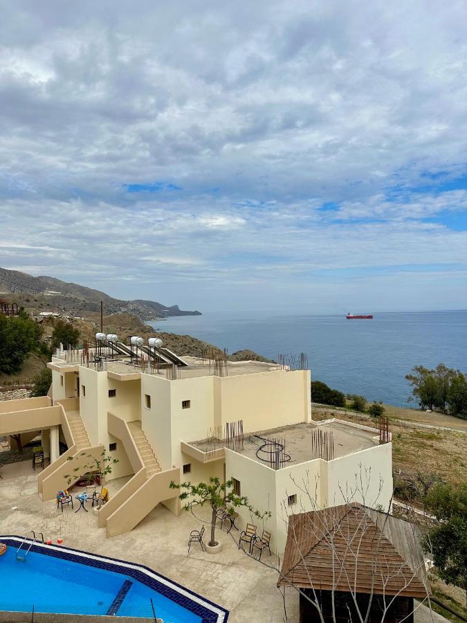 Sfinias Kali Limenes