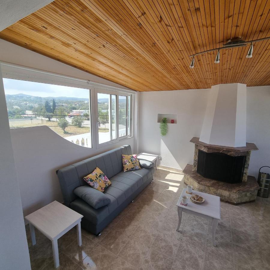 Arocaria In With Garden , Mountain And Sea View Faliraki