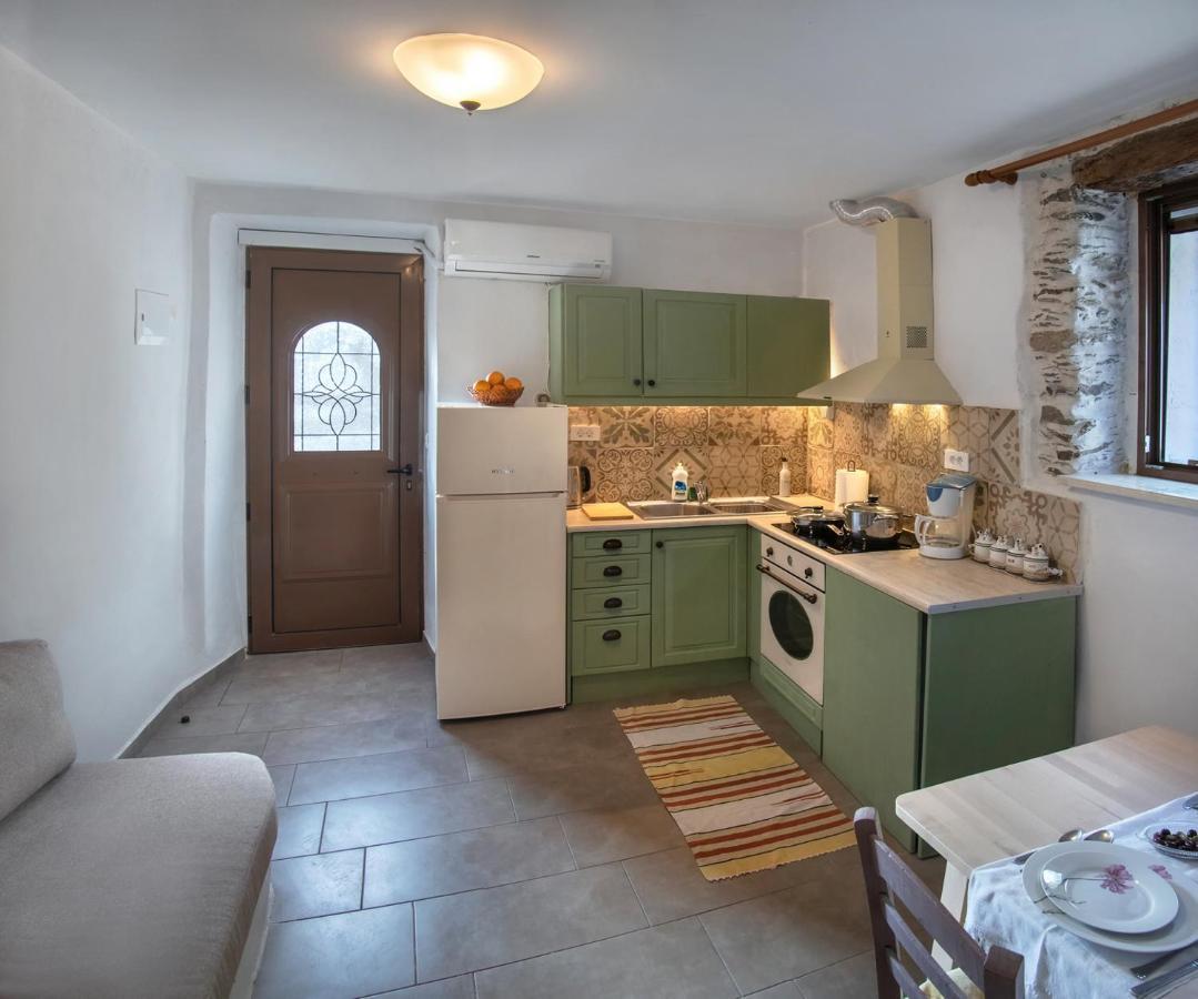 Feneri 3 -cozy Rustic 20' From Apartment Elafonisi