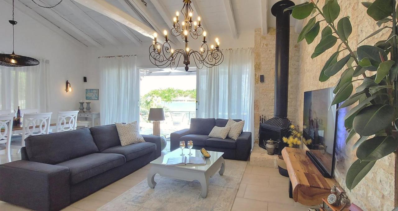 Villa Aquamarine Agni