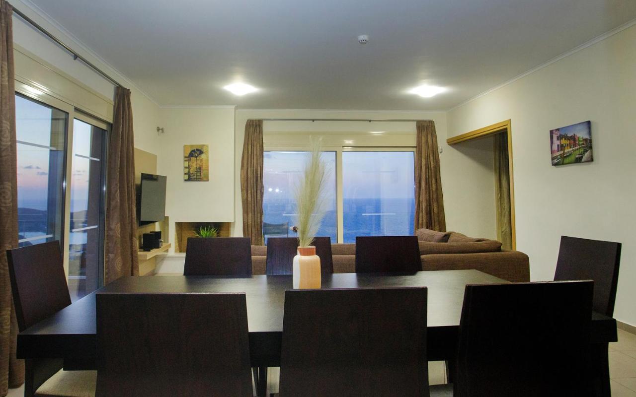 Dilira Villa *
