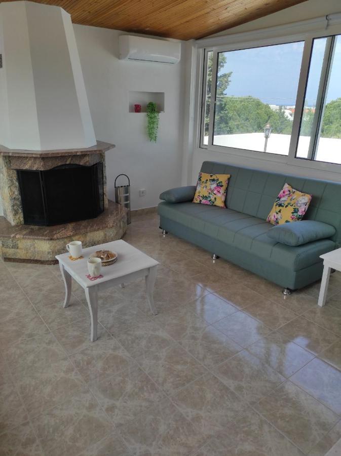 Arocaria In With Garden , Mountain And Sea View Apartment *