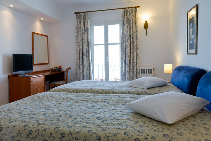 Hotel Adonis