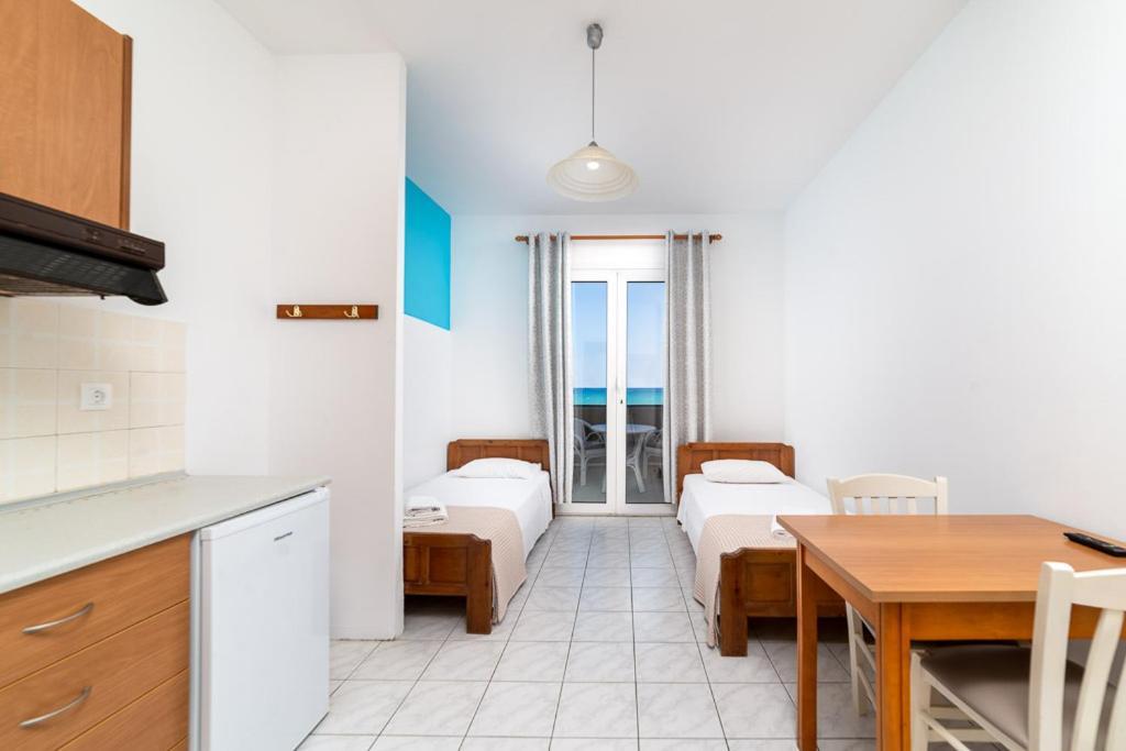 Aparthotel Troulis Seaside