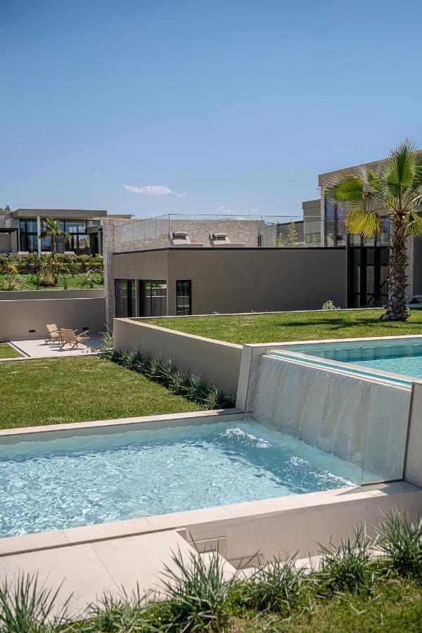 Pnoe - Seafront Experience Villa Tavronitis (Crete)