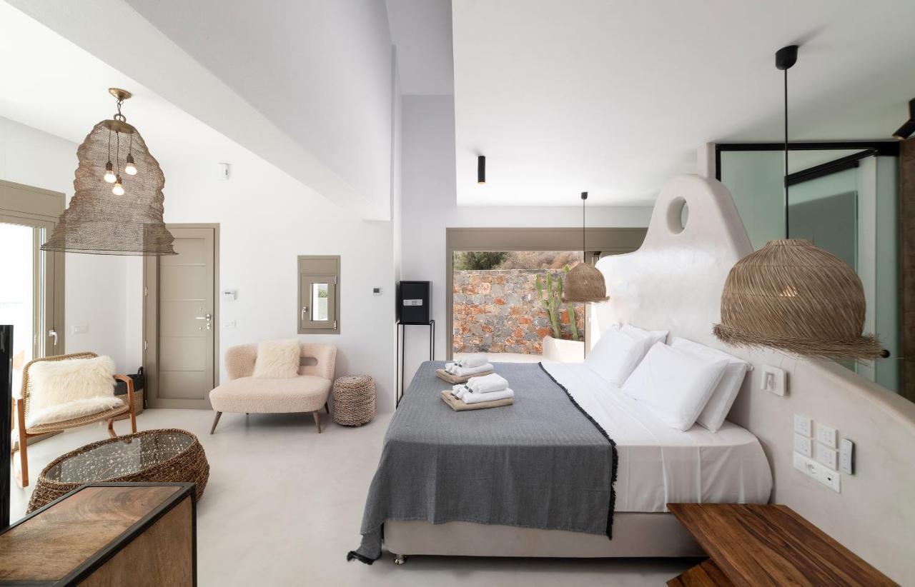 New Serenity Art Villa *