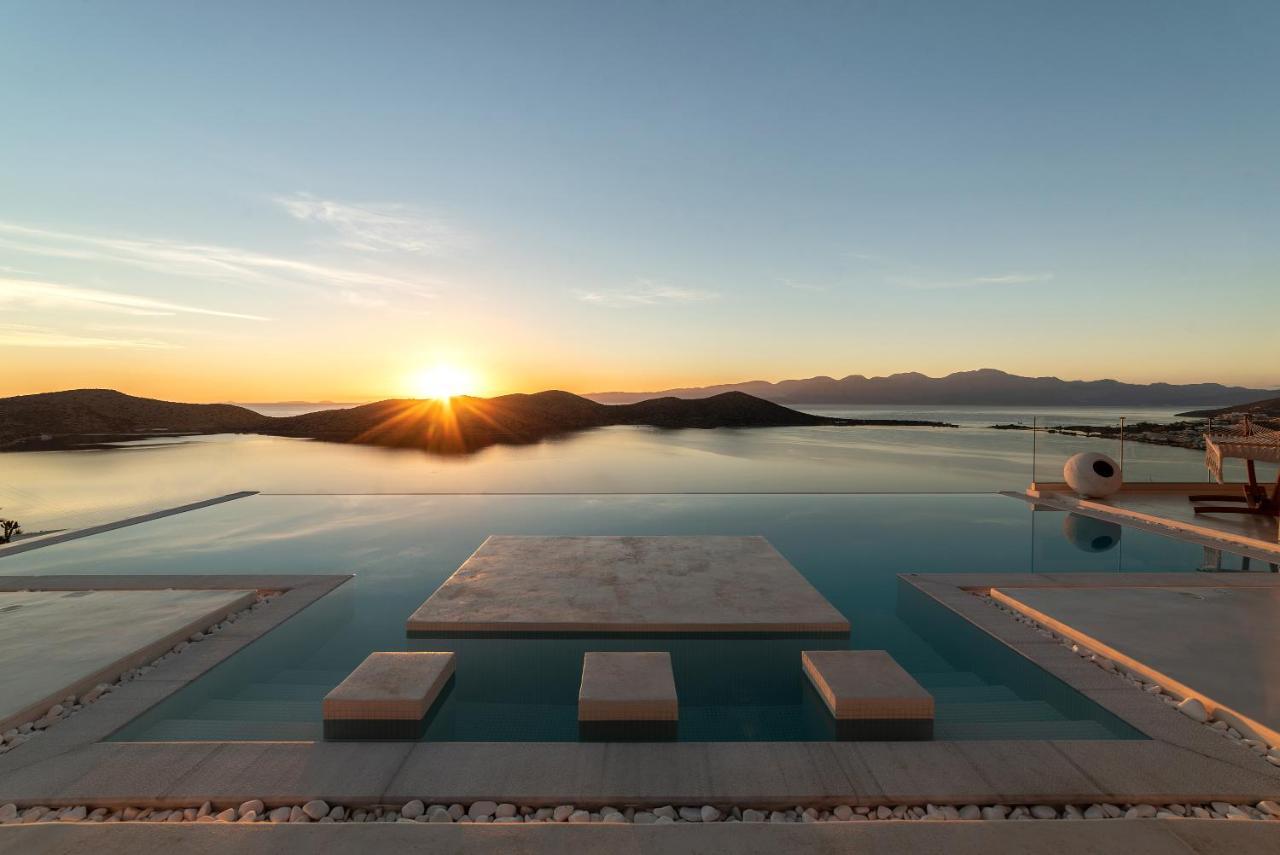 New Serenity Art Villa Elounda (Crete)
