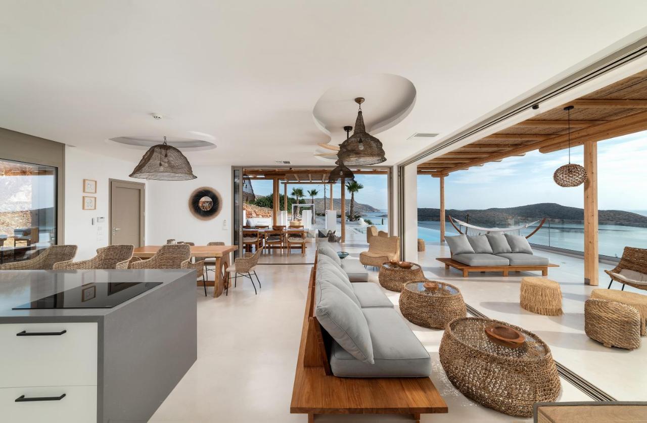 New Serenity Art Villa *