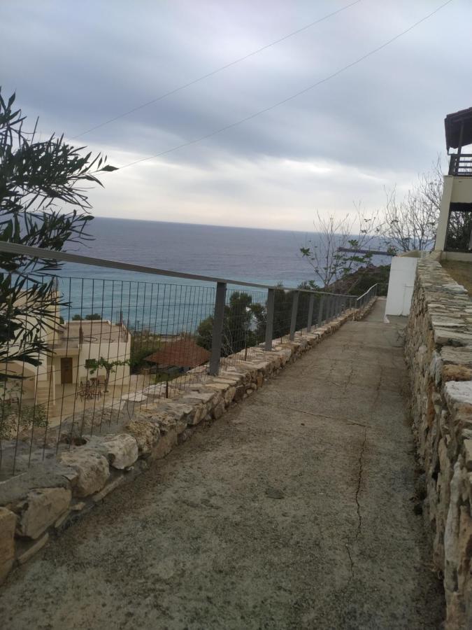Sfinias Aparthotel