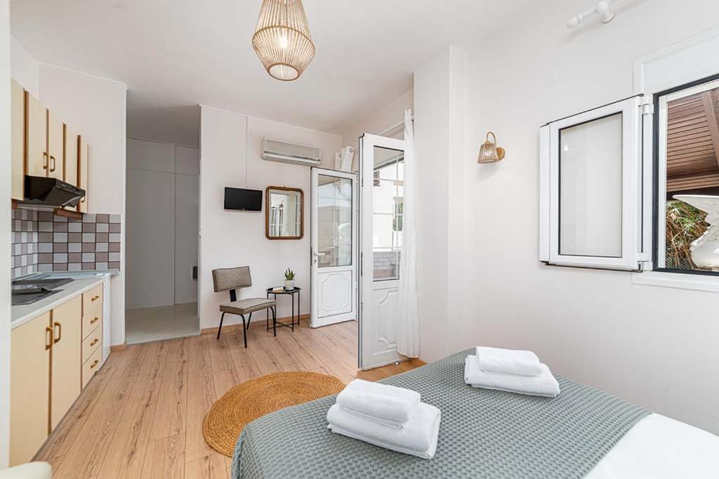 Aparthotel Troulis Seaside 3*