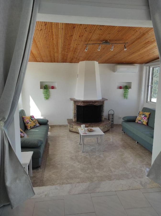 Arocaria In With Garden , Mountain And Sea View * Faliraki