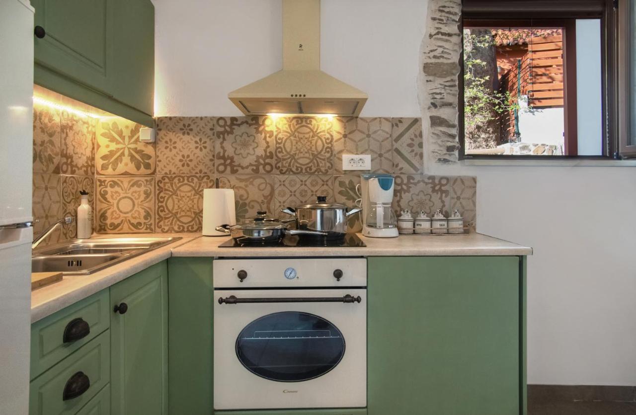 Feneri 3 -cozy Rustic 20' From Apartment *