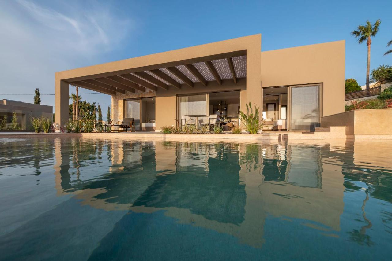 Maravilla Luxury Living