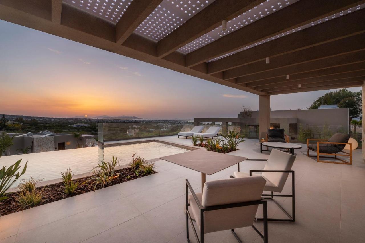 Villa Maravilla Luxury Living