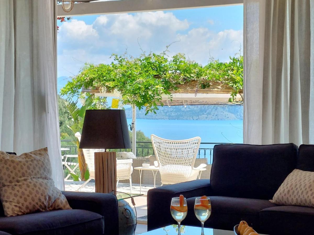 Aquamarine Villa Agni