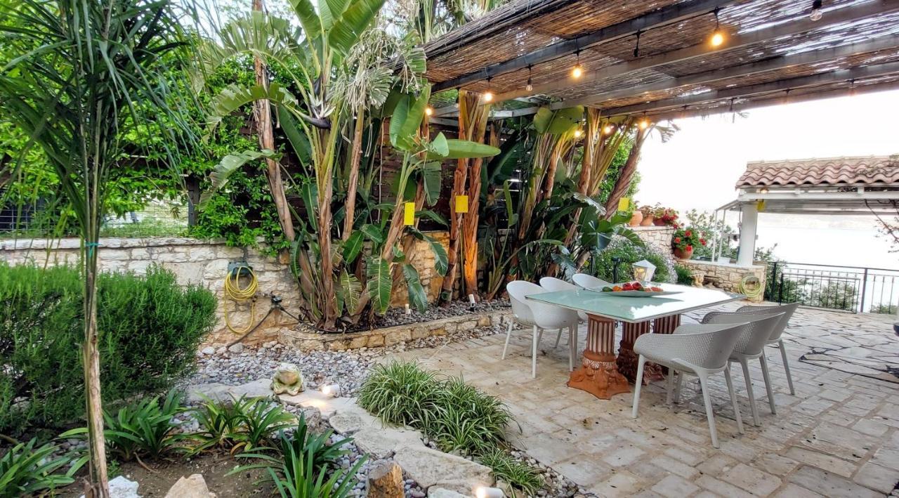 Villa Aquamarine Agni