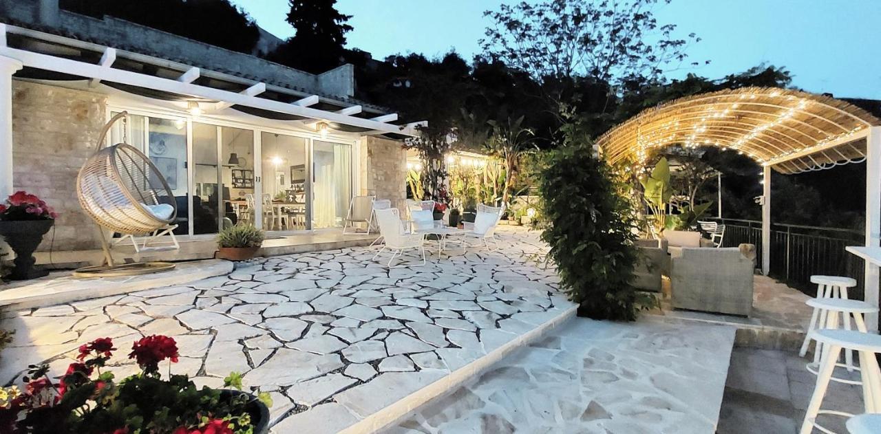 Aquamarine Villa Agni