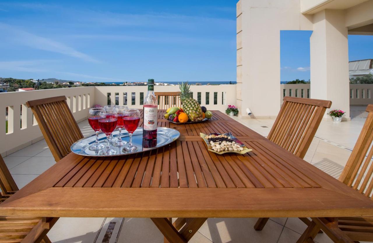 With Private Pool Near To The Sea Apartment Daratsos