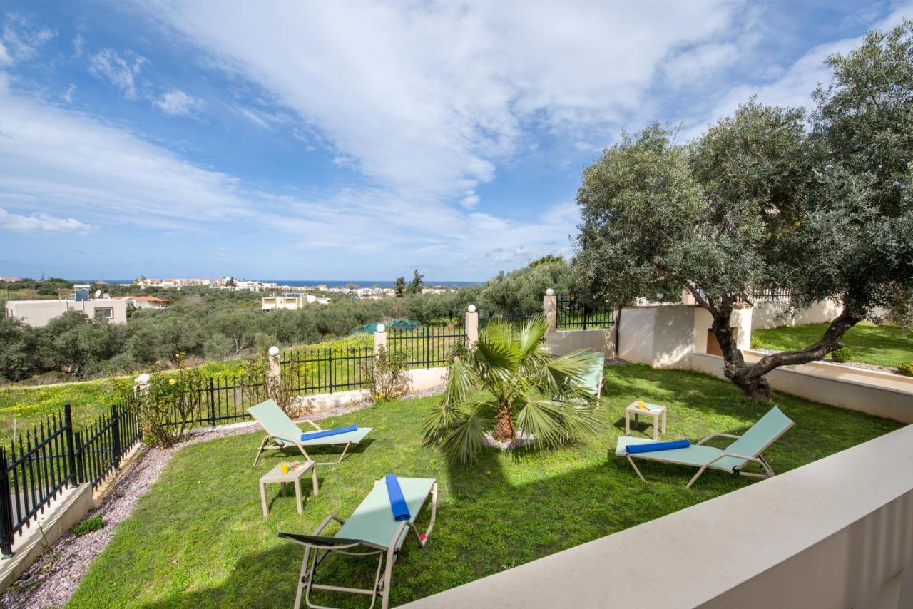 With Private Pool Near To The Sea *
