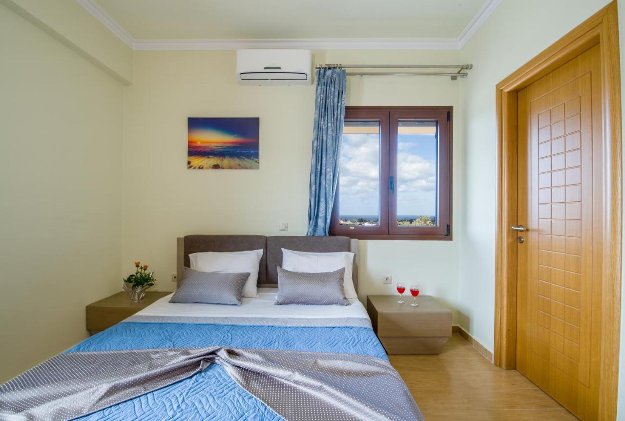 With Private Pool Near To The Sea *