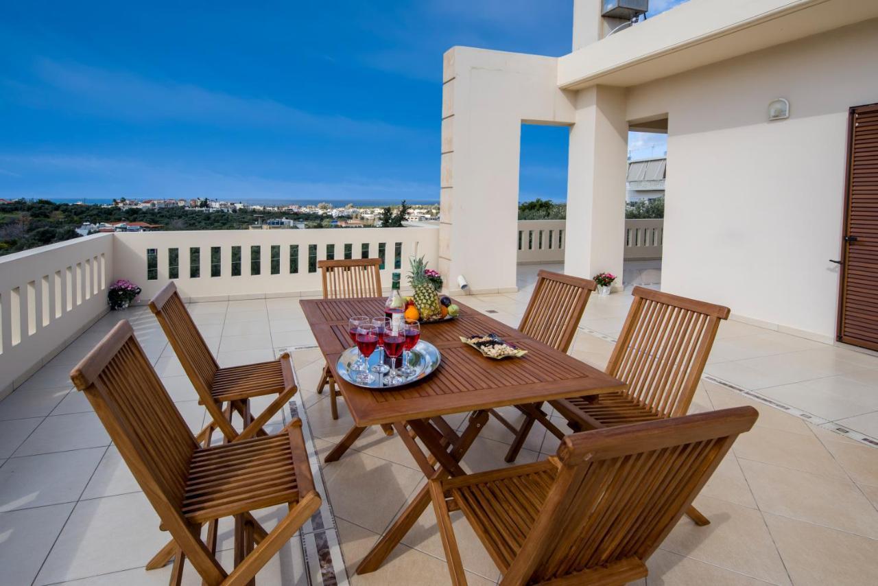 With Private Pool Near To The Sea Daratsos