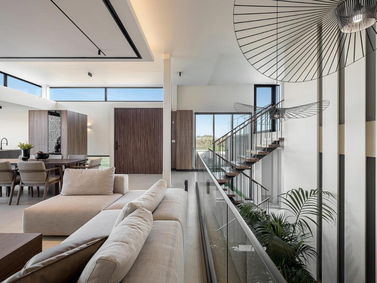 Pnoe - Seafront Experience Villa *