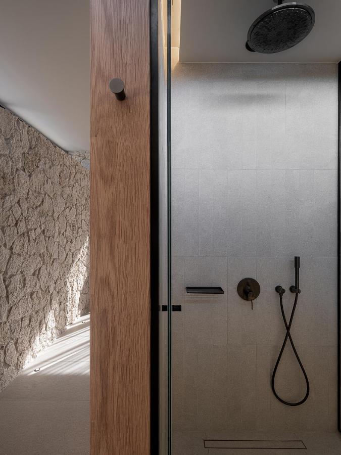Villa Pnoe - Seafront Experience *