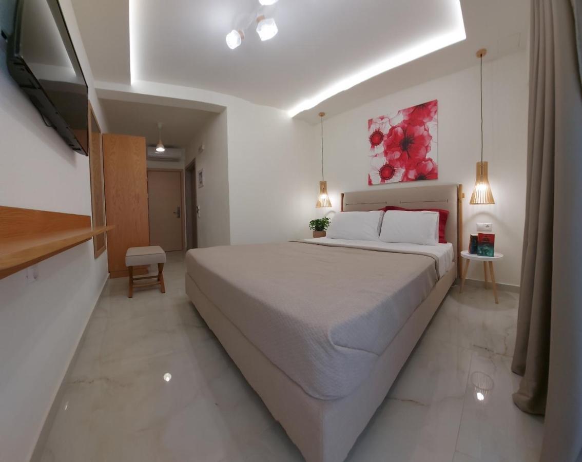 Wide Blue Luxury Boutique Aparthotel
