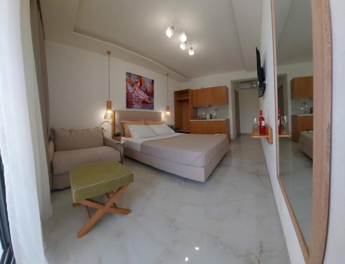 Aparthotel Wide Blue Luxury Boutique Neos Marmaras