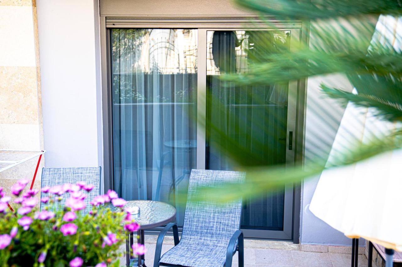 Hotel Vellum Luxury Living 2*