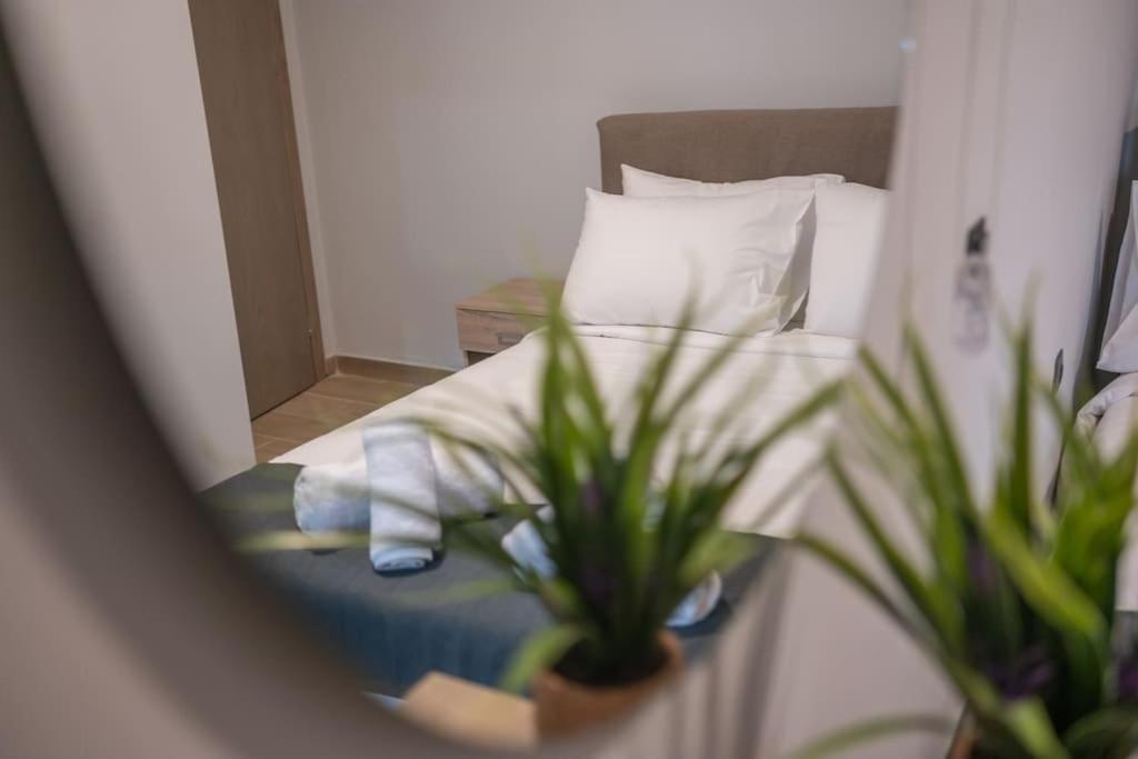 Aurora Apartment, 2 - Cozy, Close To The Marmari (Kos)