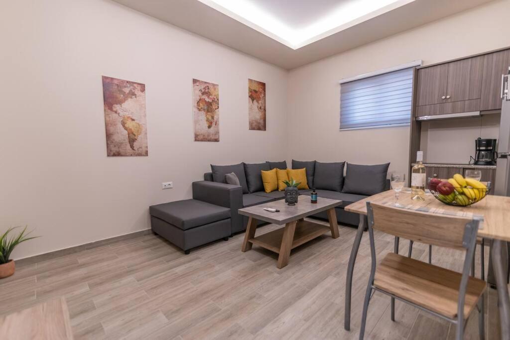 Aurora 1 Apartment