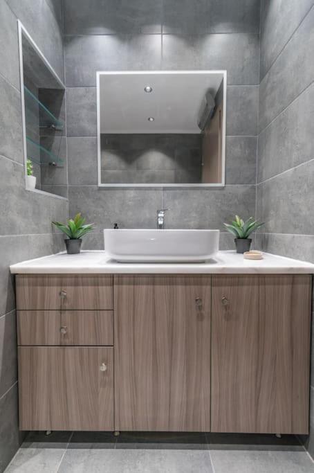 Aurora Apartment, 2 - Cozy, Close To The Apartment Marmari (Kos)