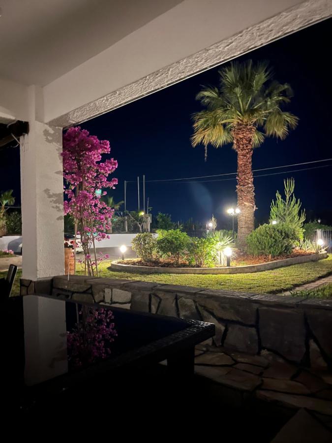 Hacienda Zk * Nea Poteidaia