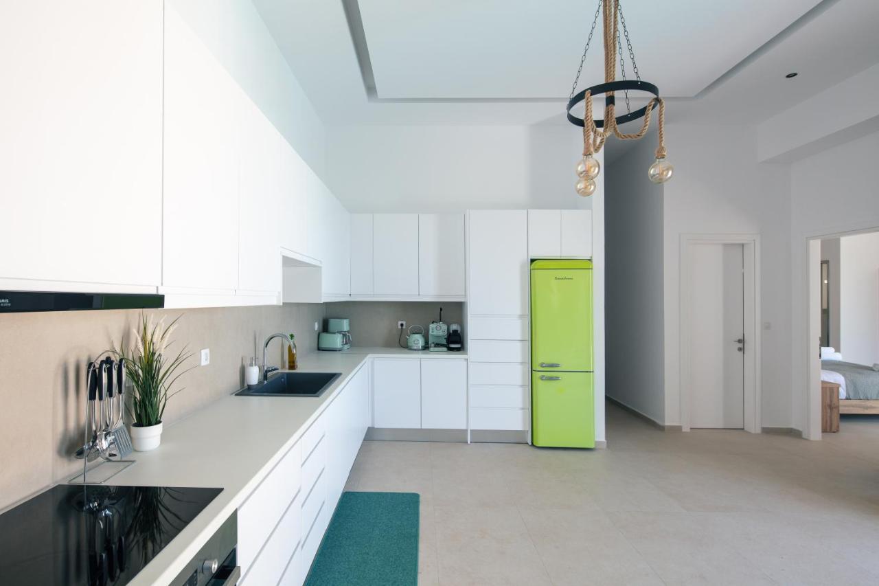 Sorin Villa, Boasting Pool & Heated Whirlpool, By Thinkvilla * Atsipopoulo