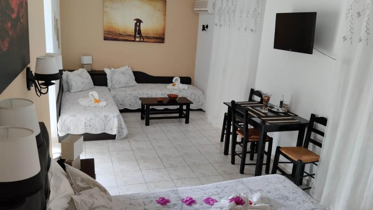 Golden Sun Apartment