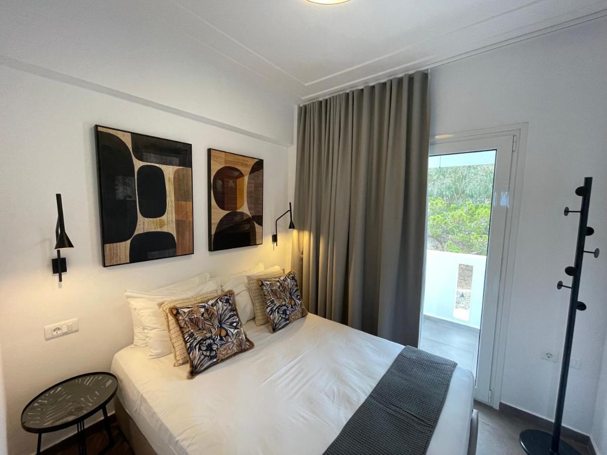 Bay View Achlia