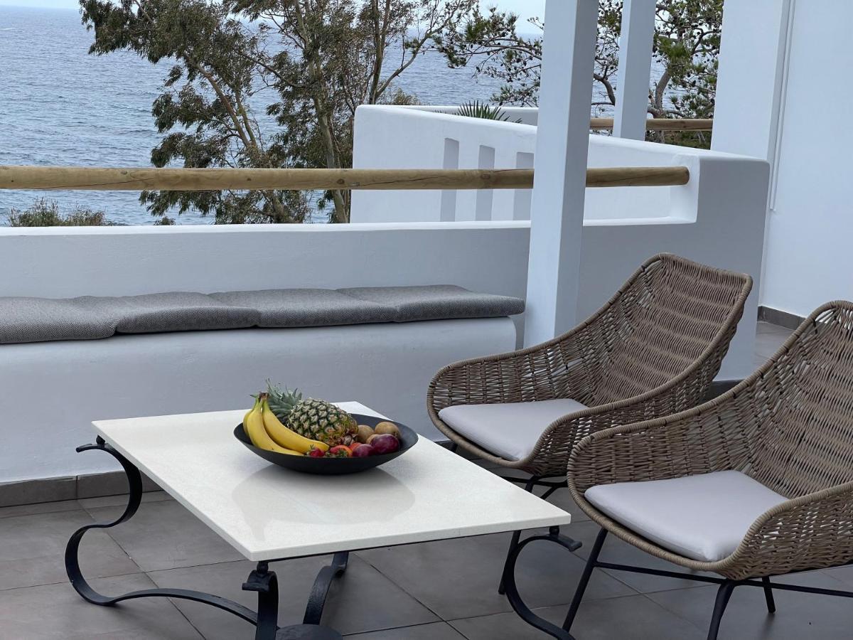 Bay View * Achlia
