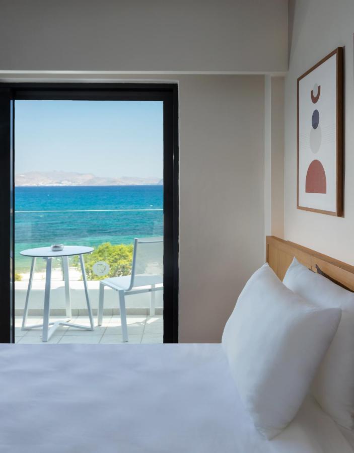 Aparthotel Divine & 4*