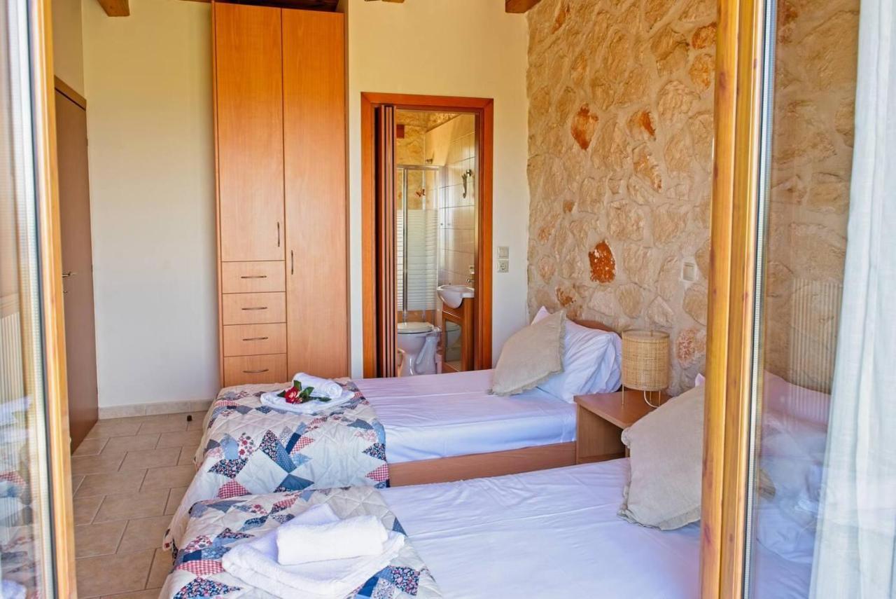 Villa Petalouda Stunning In Zante Tragaki