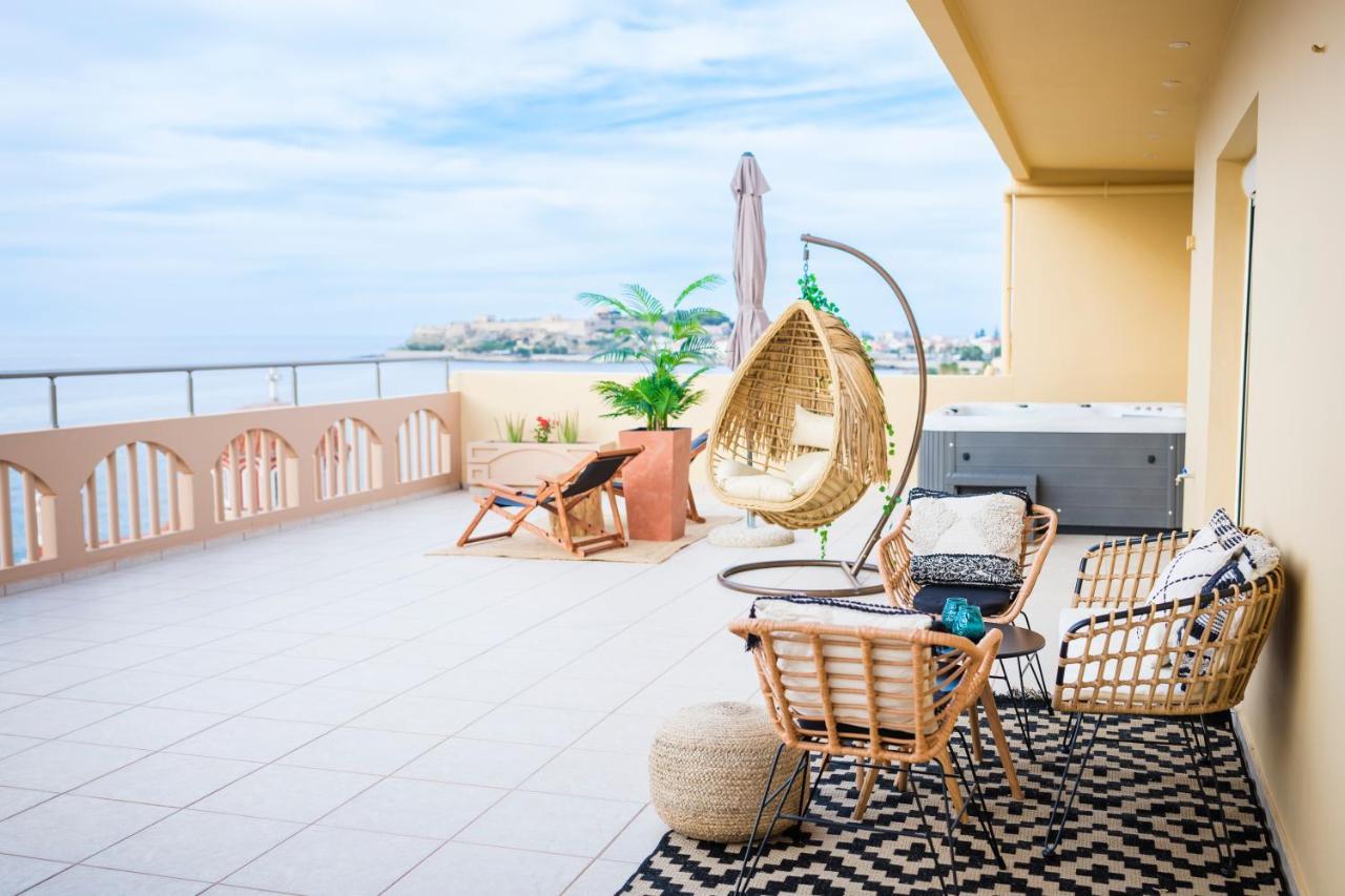 Apartment Thea - Rooftop Seaview Jacuzzi