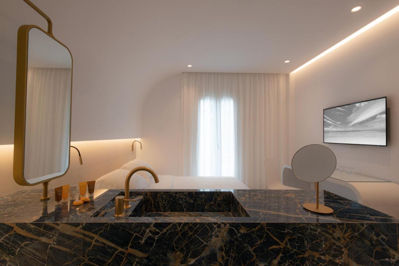 Hotel Petasos Chic