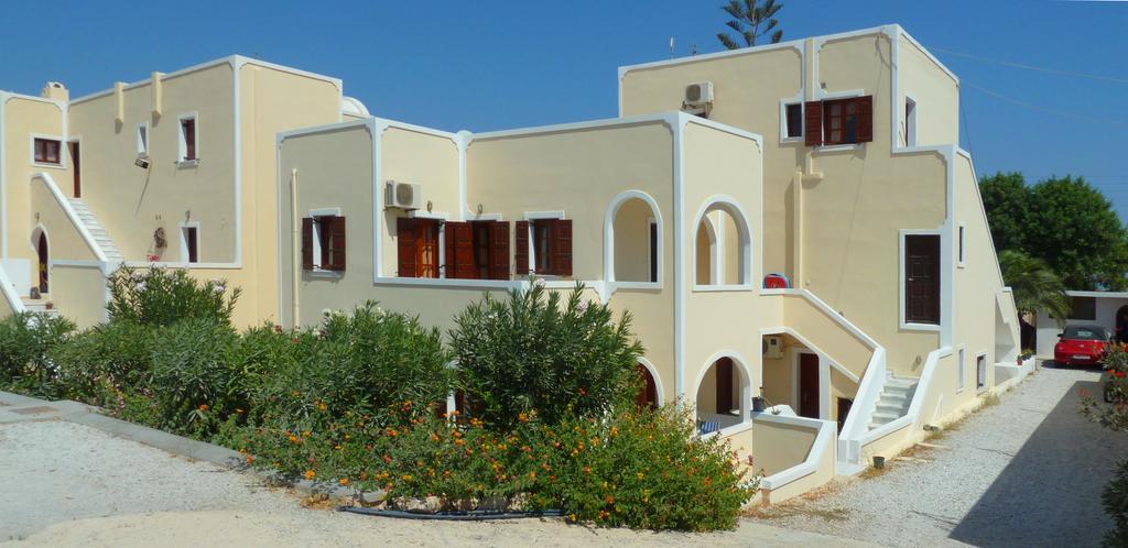 Angira Kamari (Santorini)