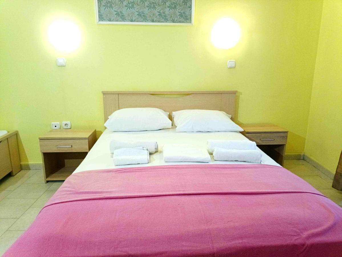 Finikas Apartment