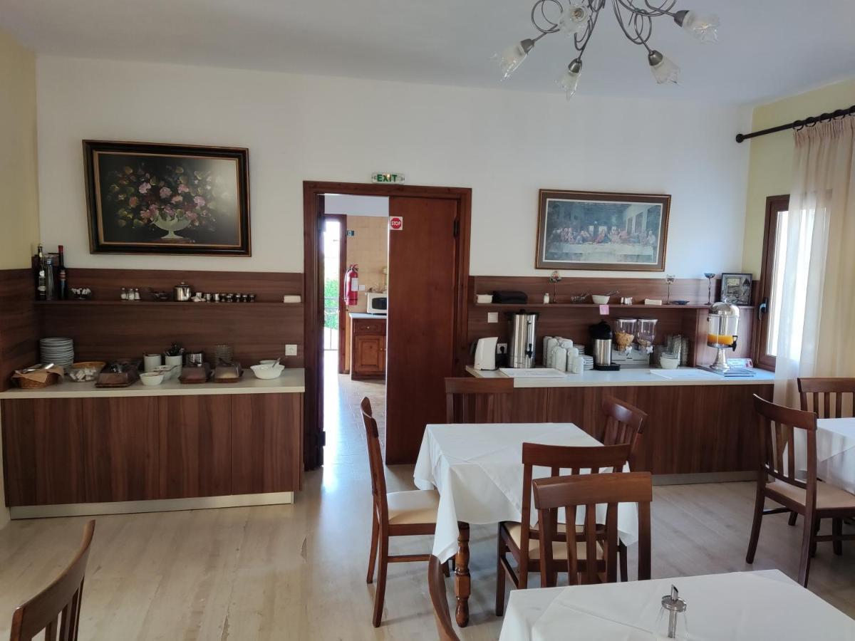 Vontzos Hotel